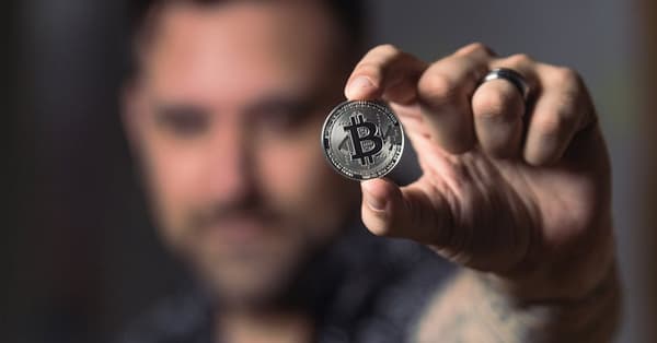 rise meme coins what decentralized network