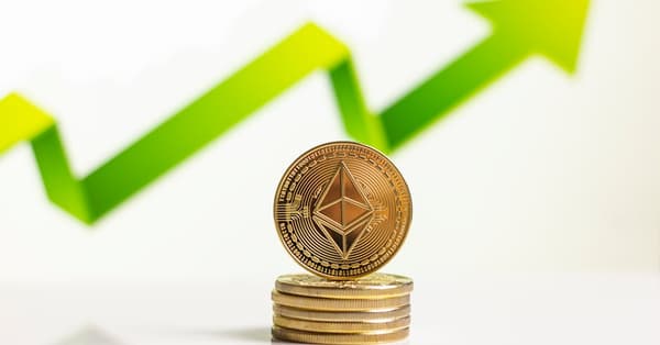understanding altcoin trends tokenomics decentralized network