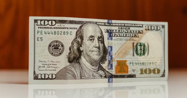 mastering altcoin risk management market analysis